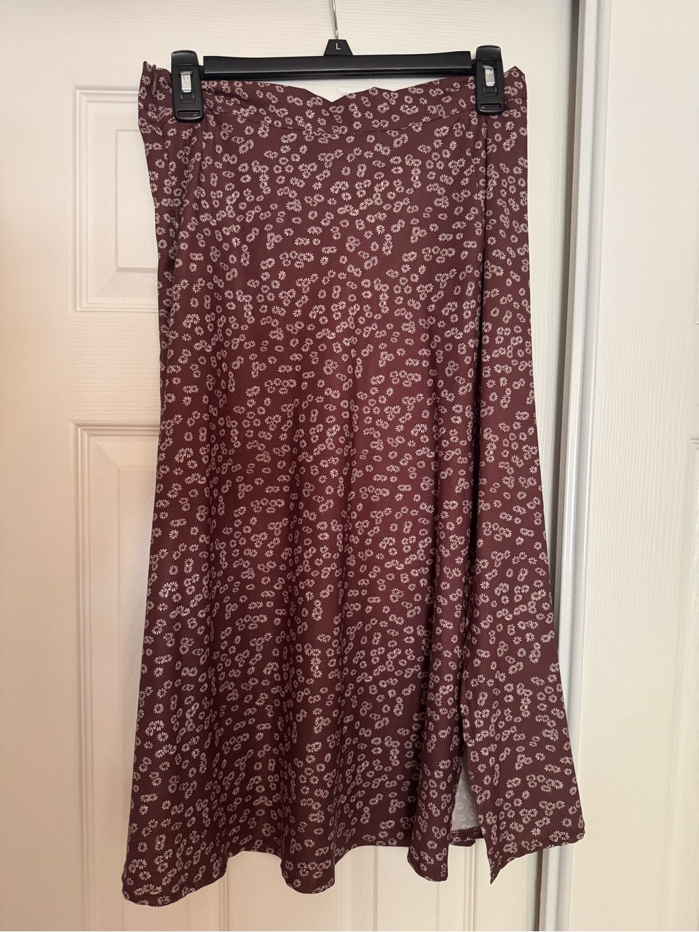 SHEIN Burgundy Floral A-Line Midi Skirt